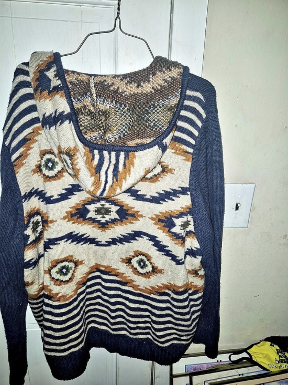 Geometric Knit Sweater in Blue & White